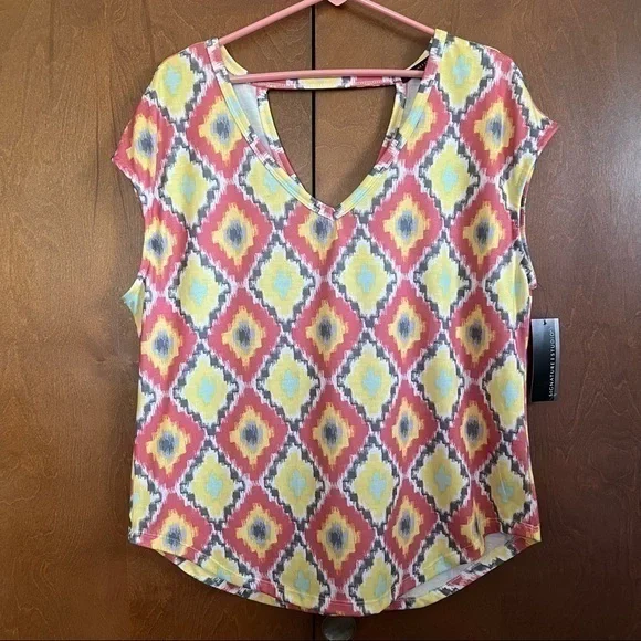 Signature Studio Aztec Summer Colored Print Pullover Top NWT XL - Picture 1 of 7